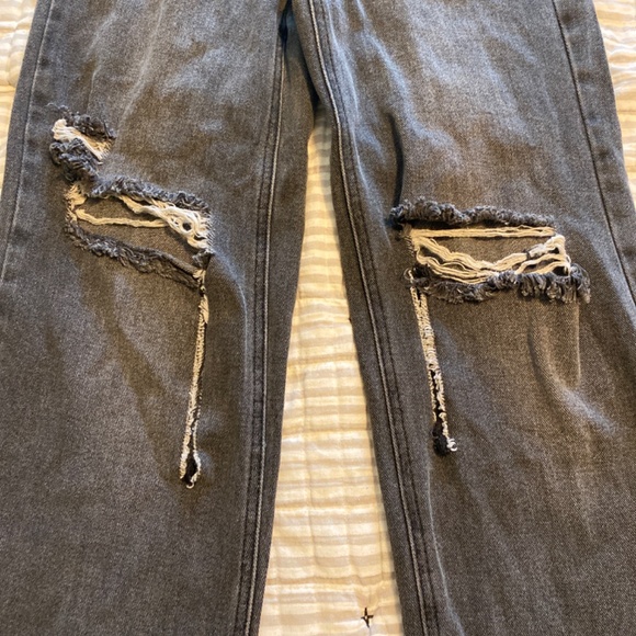 Jeans - Picture 2 of 4